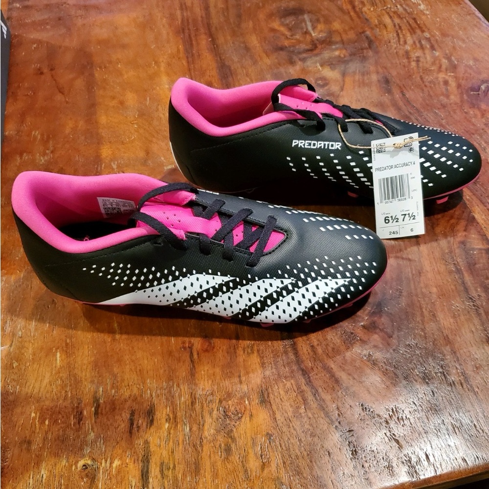 PREDATOR ACCURACY.4 FxG adidas